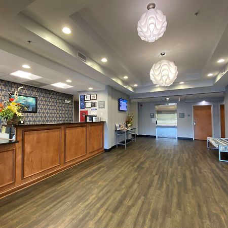 Best Western Smithfield Inn Екстериор снимка