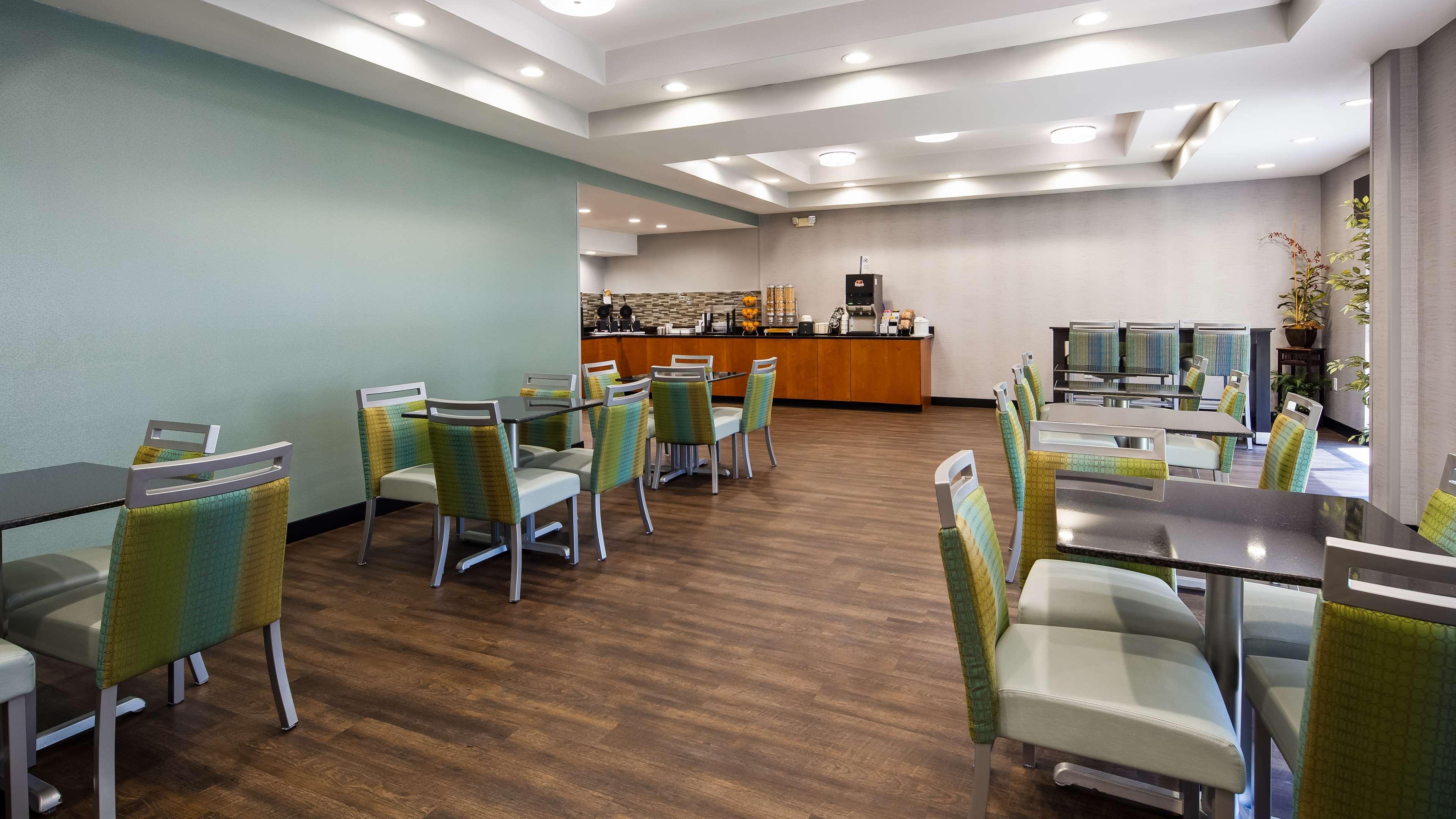Best Western Smithfield Inn Екстериор снимка