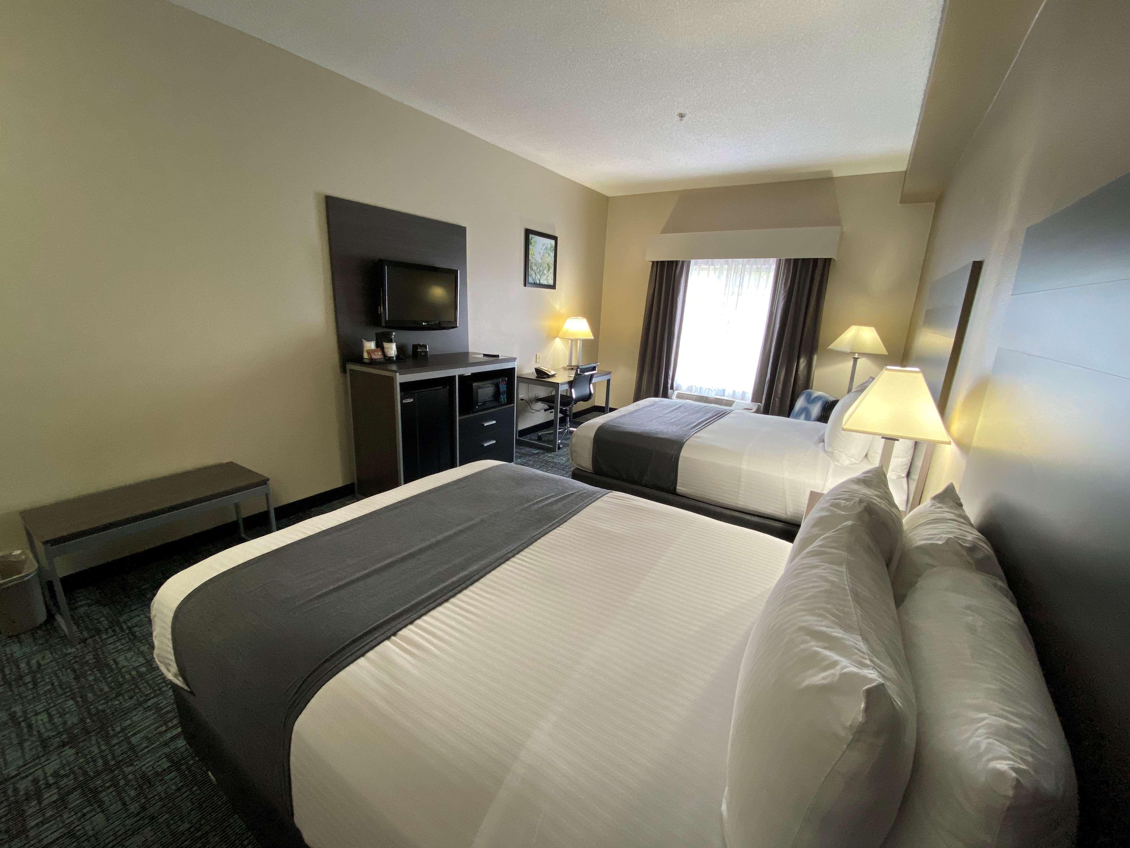 Best Western Smithfield Inn Екстериор снимка